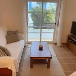 Casa Na Colina - Moradia Com Piscina