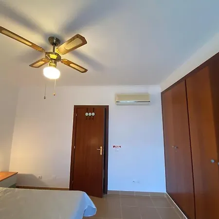 Casa Na Colina - Moradia Com Piscina