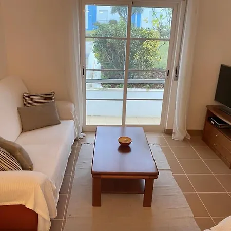 Casa Na Colina - Moradia Com Piscina