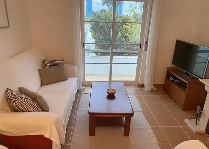 Casa Na Colina - Moradia Com Piscina