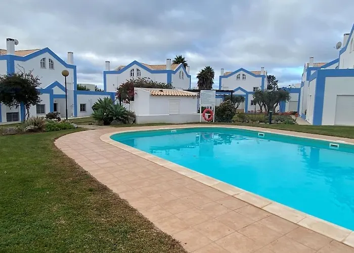 Casa Na Colina - Moradia Com Piscina Casa de Férias