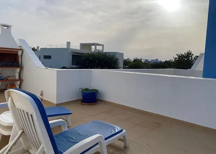 Casa de Férias Casa Na Colina - Moradia Com Piscina *