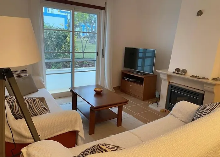 Casa de Férias Casa Na Colina - Moradia Com Piscina Tavira